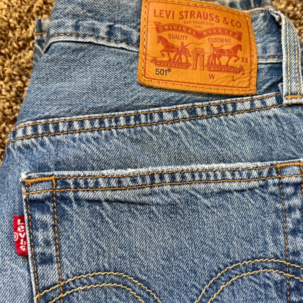 Levi's 501 Classic Blue Jeans